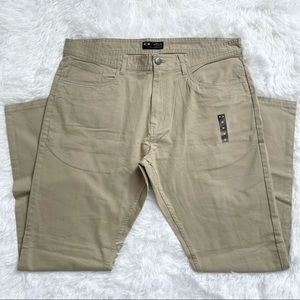 NEW Oakley Regular Fit Khaki Pants Size 40